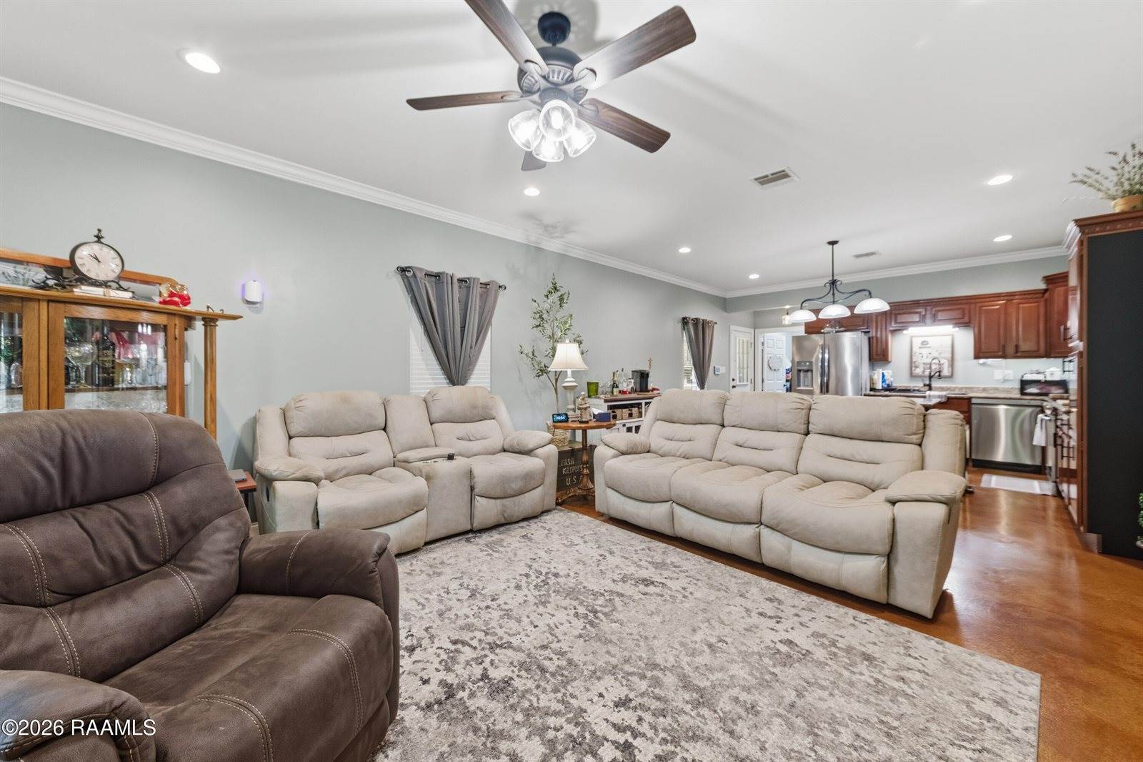 912 B Hector Connoly, Carencro, LA 70520