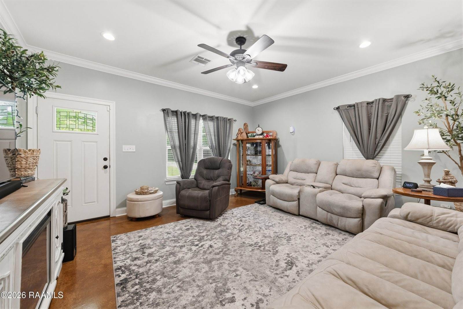 912 B Hector Connoly, Carencro, LA 70520