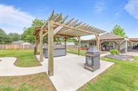 912 B Hector Connoly, Carencro, LA 70520