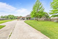 912 B Hector Connoly, Carencro, LA 70520