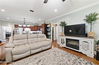 912 B Hector Connoly, Carencro, LA 70520
