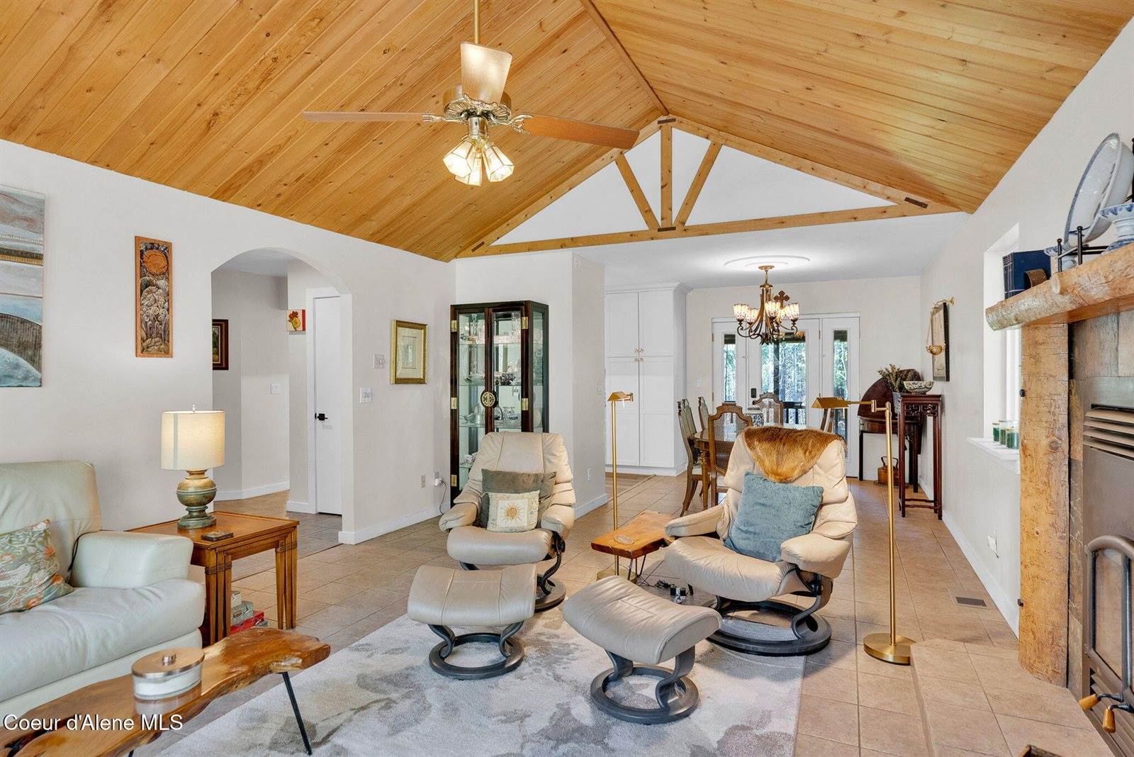 160 Syringa Dr, Bonners Ferry, ID 83805