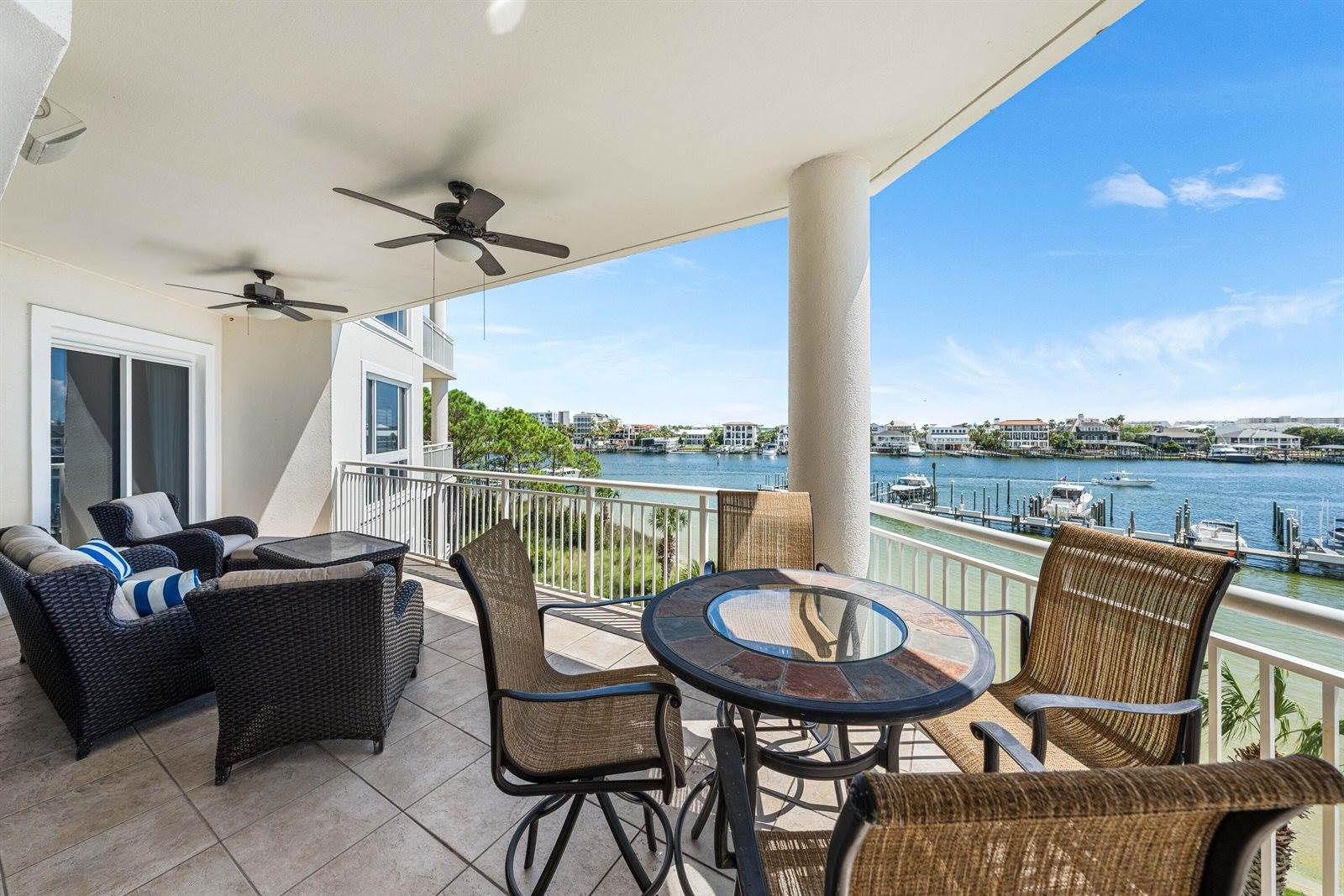 662 Harbor Boulevard, #220, Destin, FL 32541