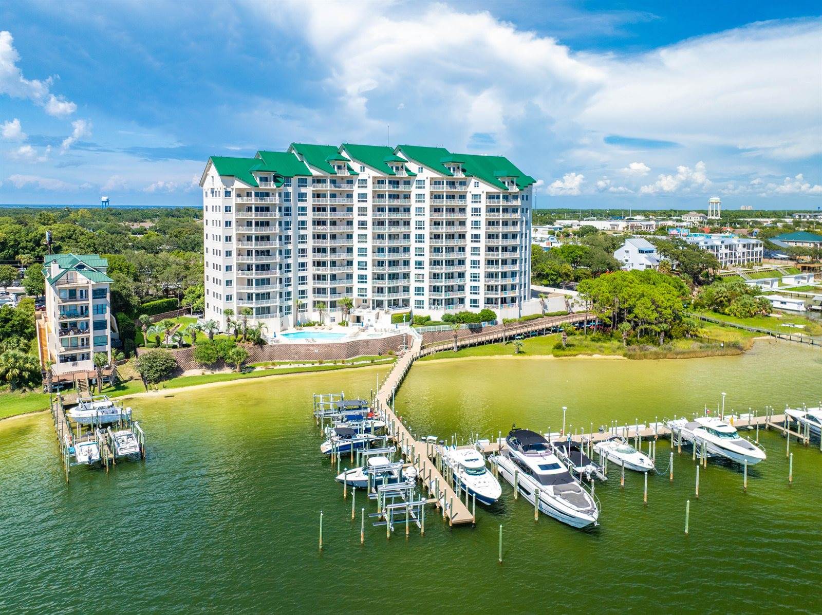 662 Harbor Boulevard, #220, Destin, FL 32541