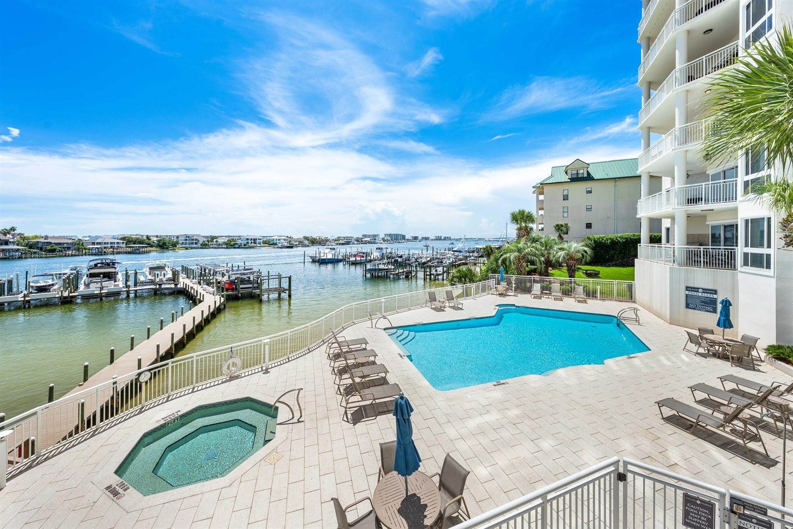 662 Harbor Boulevard, #220, Destin, FL 32541