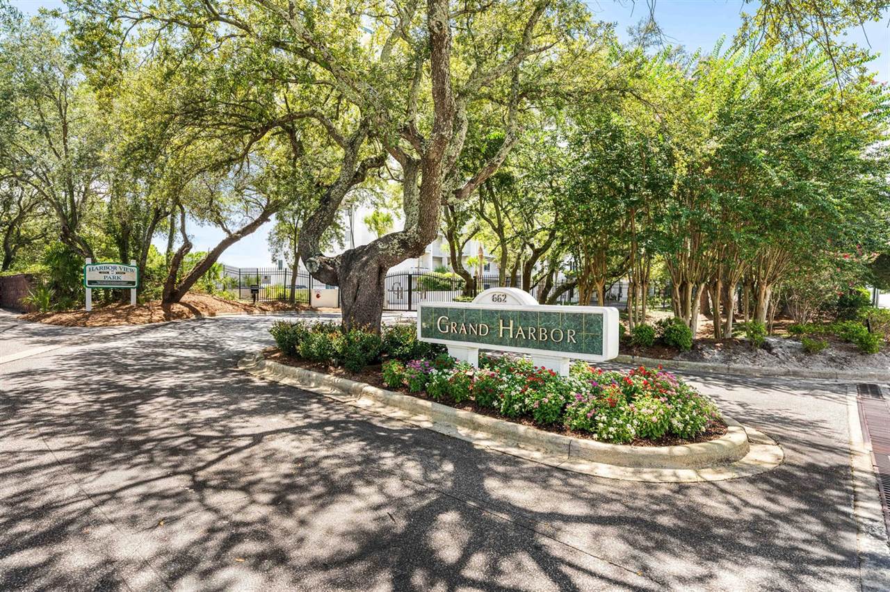 662 Harbor Boulevard, #220, Destin, FL 32541