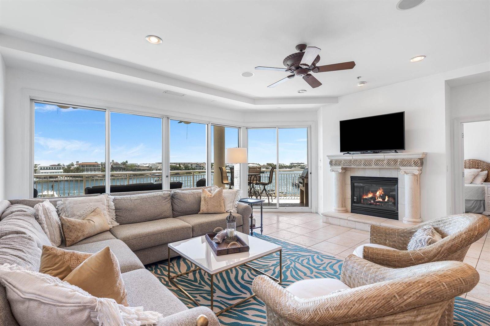 662 Harbor Boulevard, #220, Destin, FL 32541