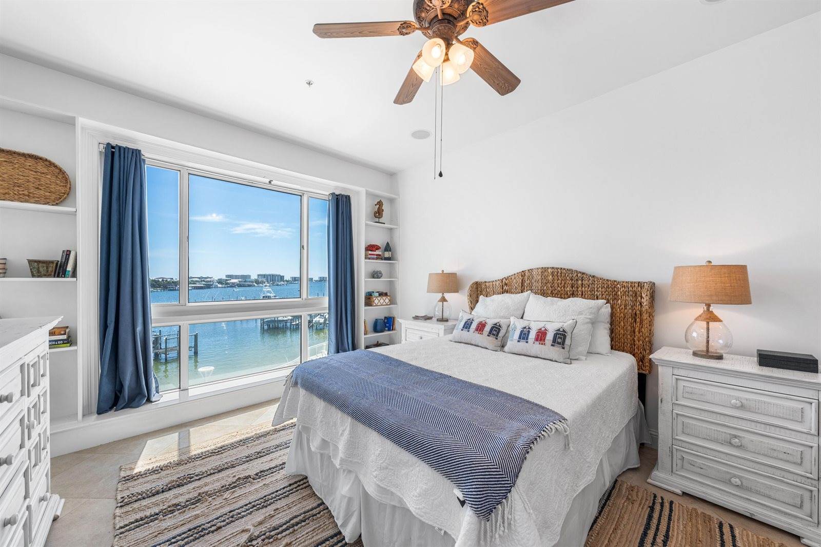 662 Harbor Boulevard, #220, Destin, FL 32541