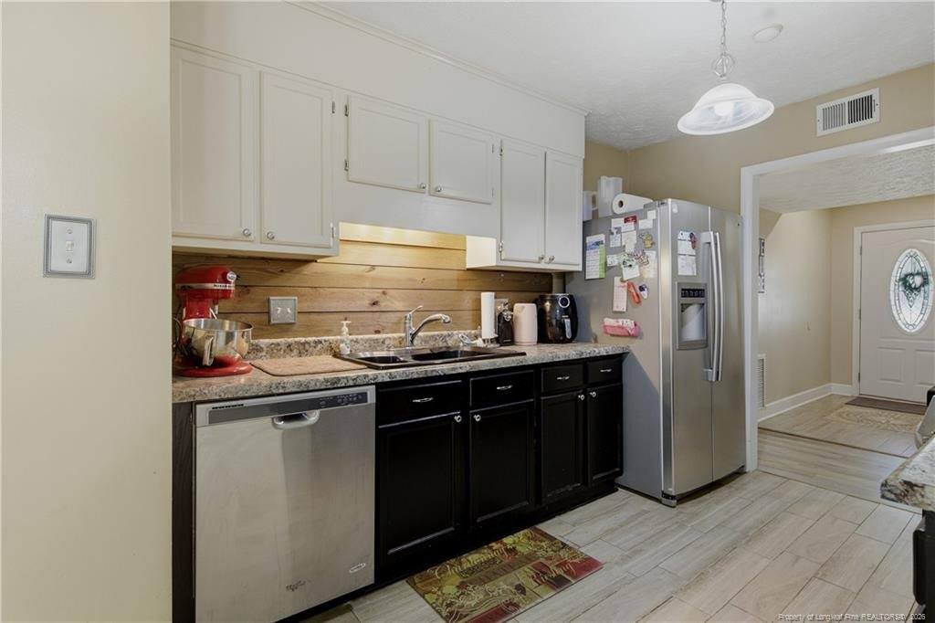 6841 Brasswood Drive, Fayetteville, NC 28314