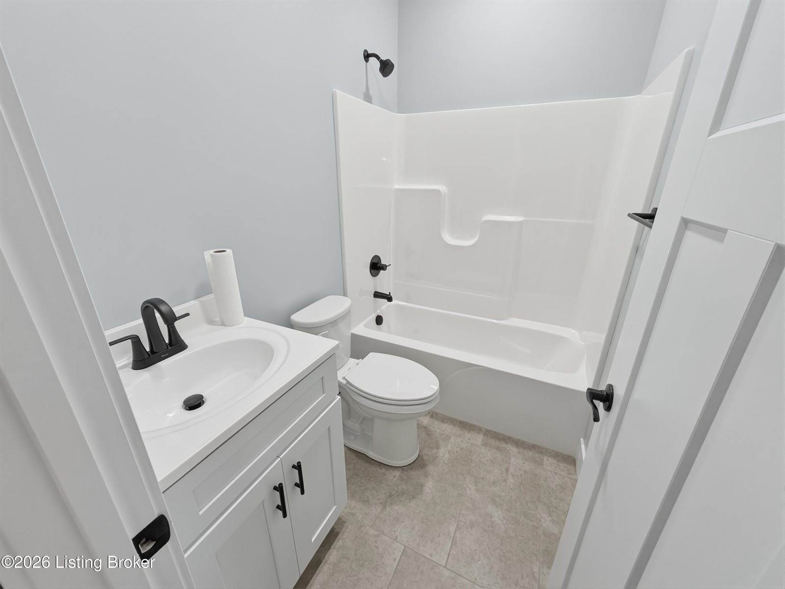 26 Robert Allen Ln, Brandenburg, KY 40108