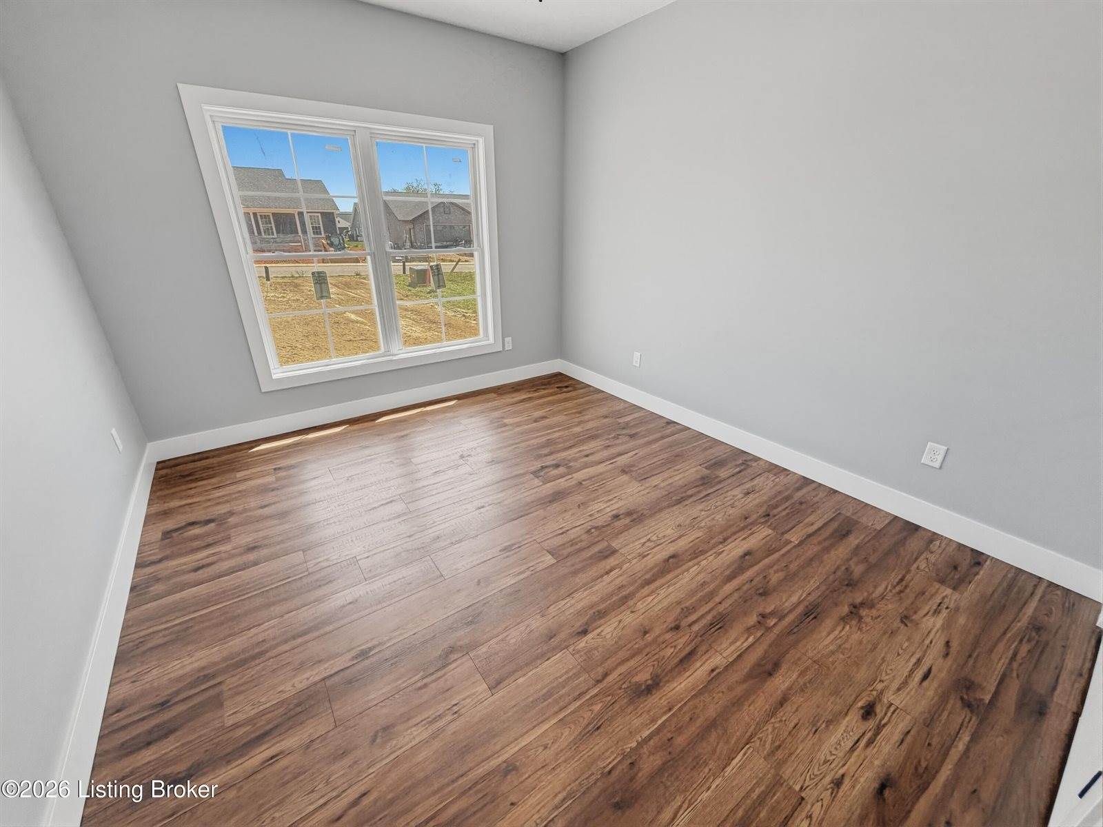 26 Robert Allen Ln, Brandenburg, KY 40108