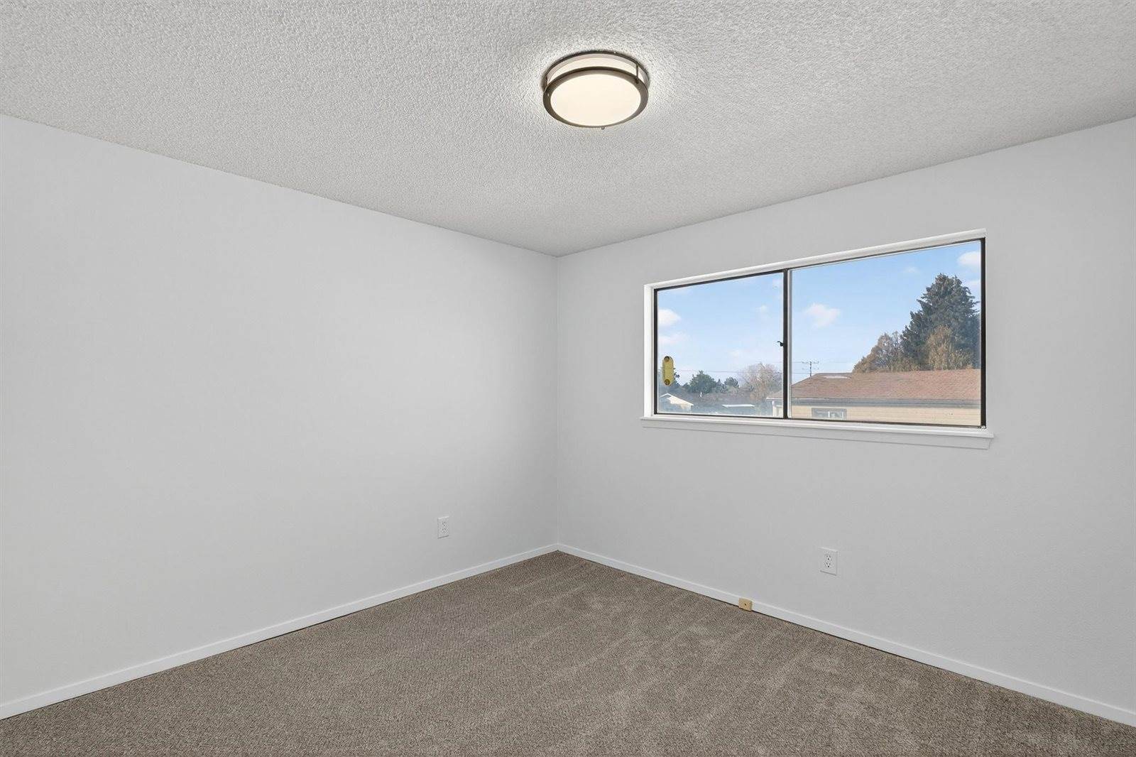 803 Eisenhower Street, American Falls, ID 83211