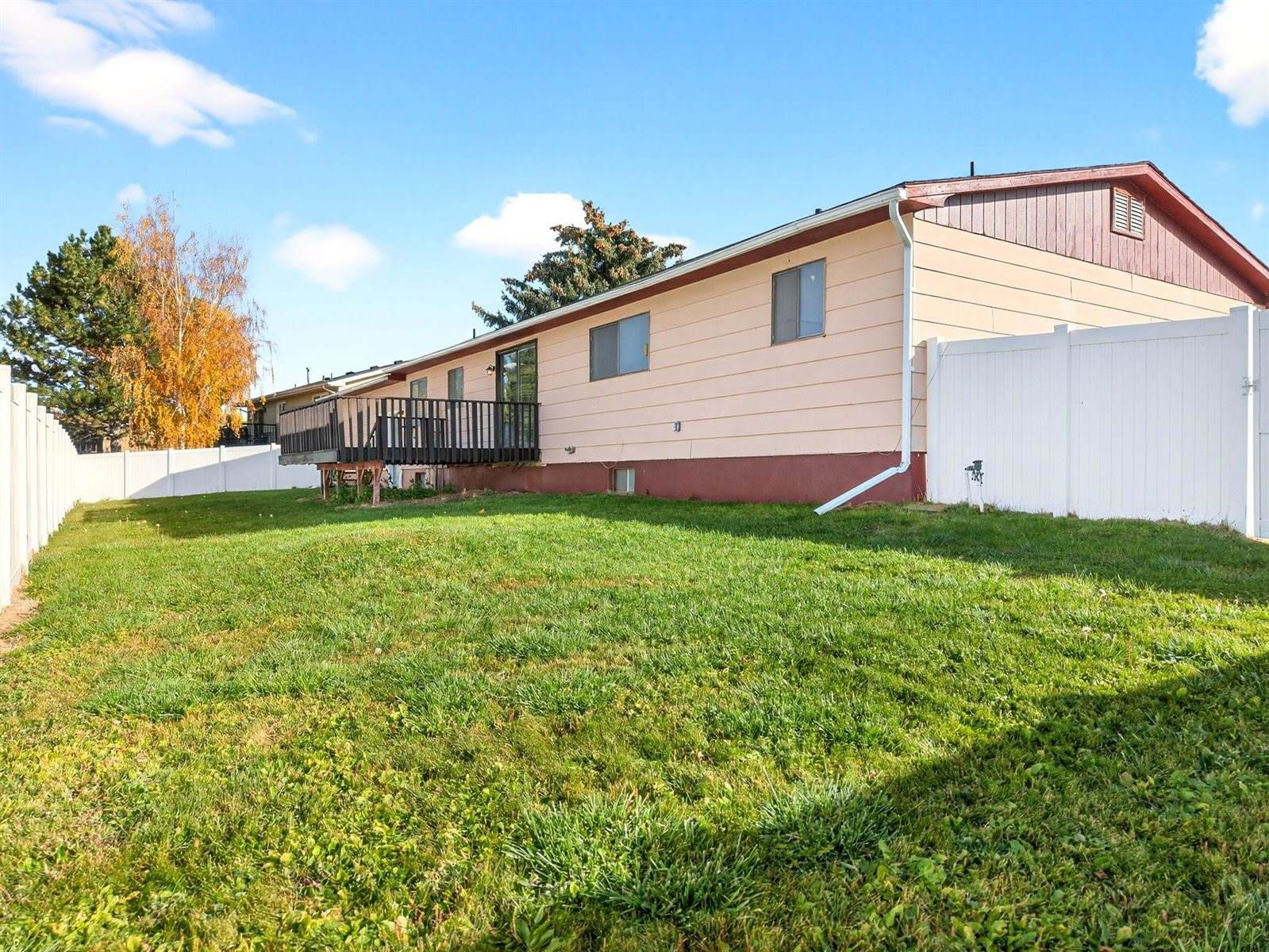 803 Eisenhower Street, American Falls, ID 83211