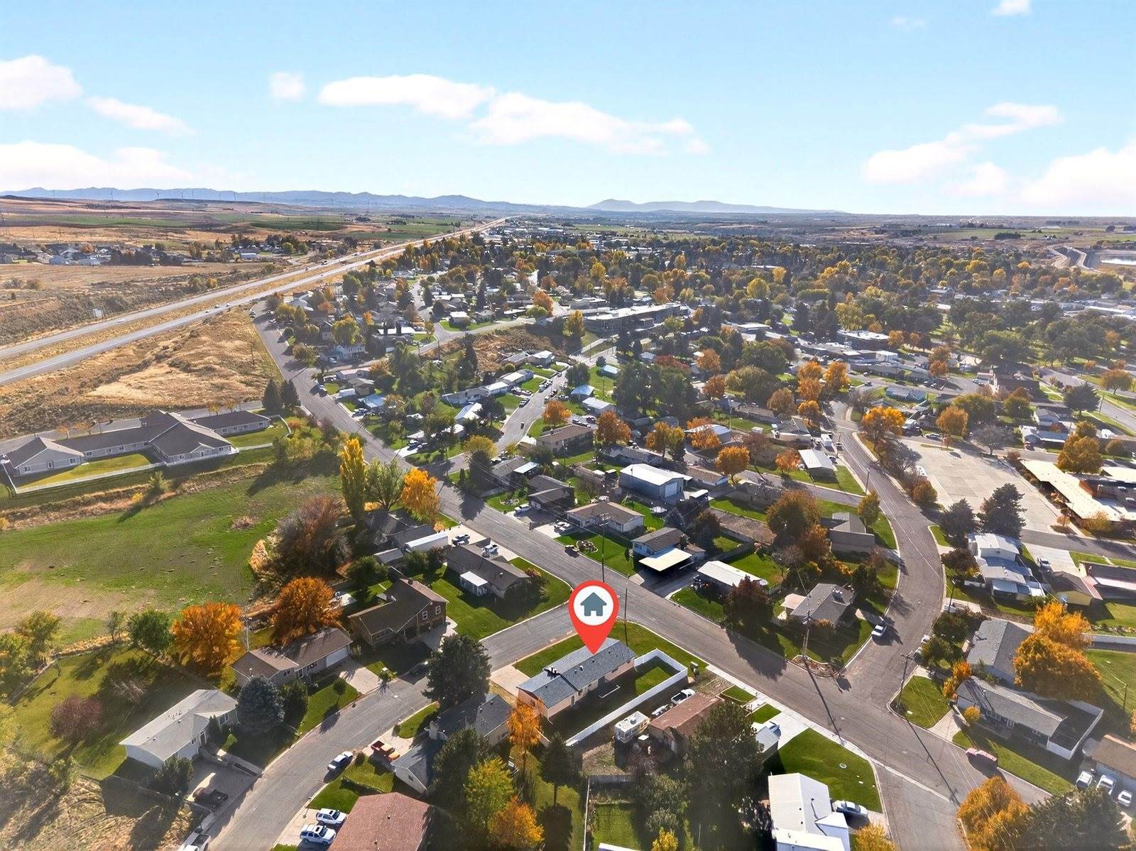 803 Eisenhower Street, American Falls, ID 83211