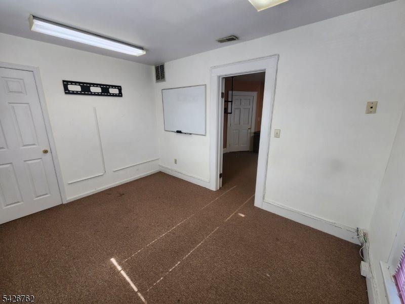 340 Franklin St, Bloomfield Township, NJ 07003