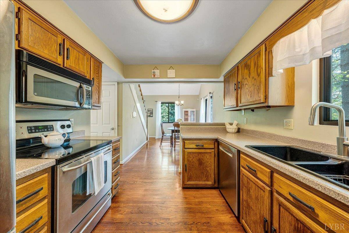 8664 Martins Creek Road, Roanoke, VA 24018