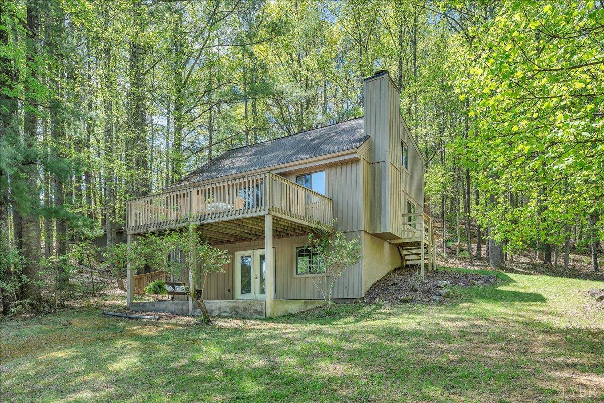 8664 Martins Creek Road, Roanoke, VA 24018