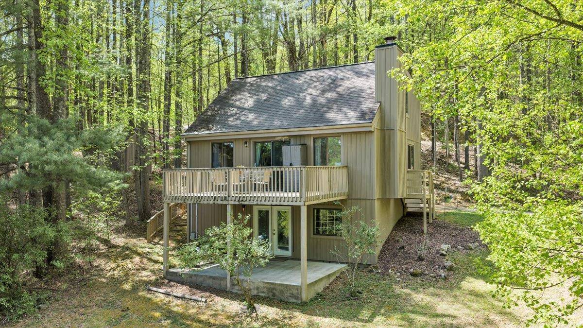 8664 Martins Creek Road, Roanoke, VA 24018