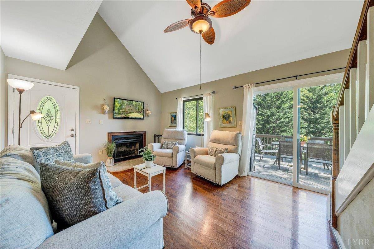 8664 Martins Creek Road, Roanoke, VA 24018