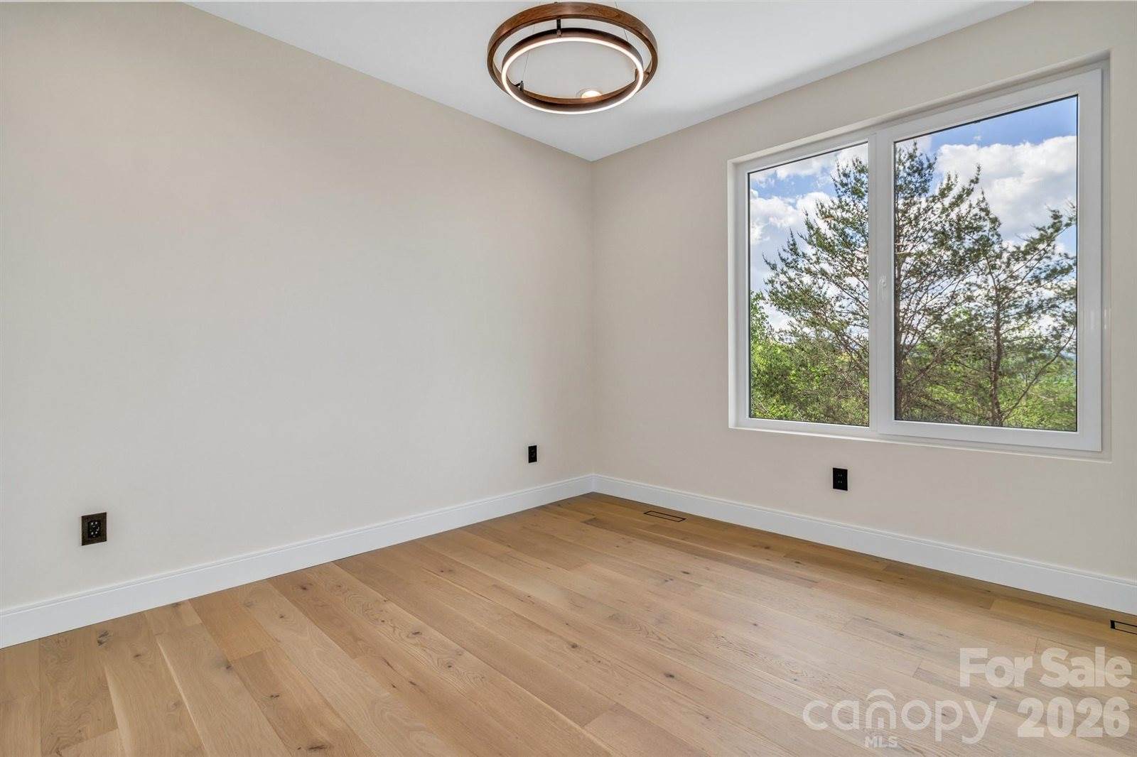 134 View Ridge Parkway, Leicester, NC 28748