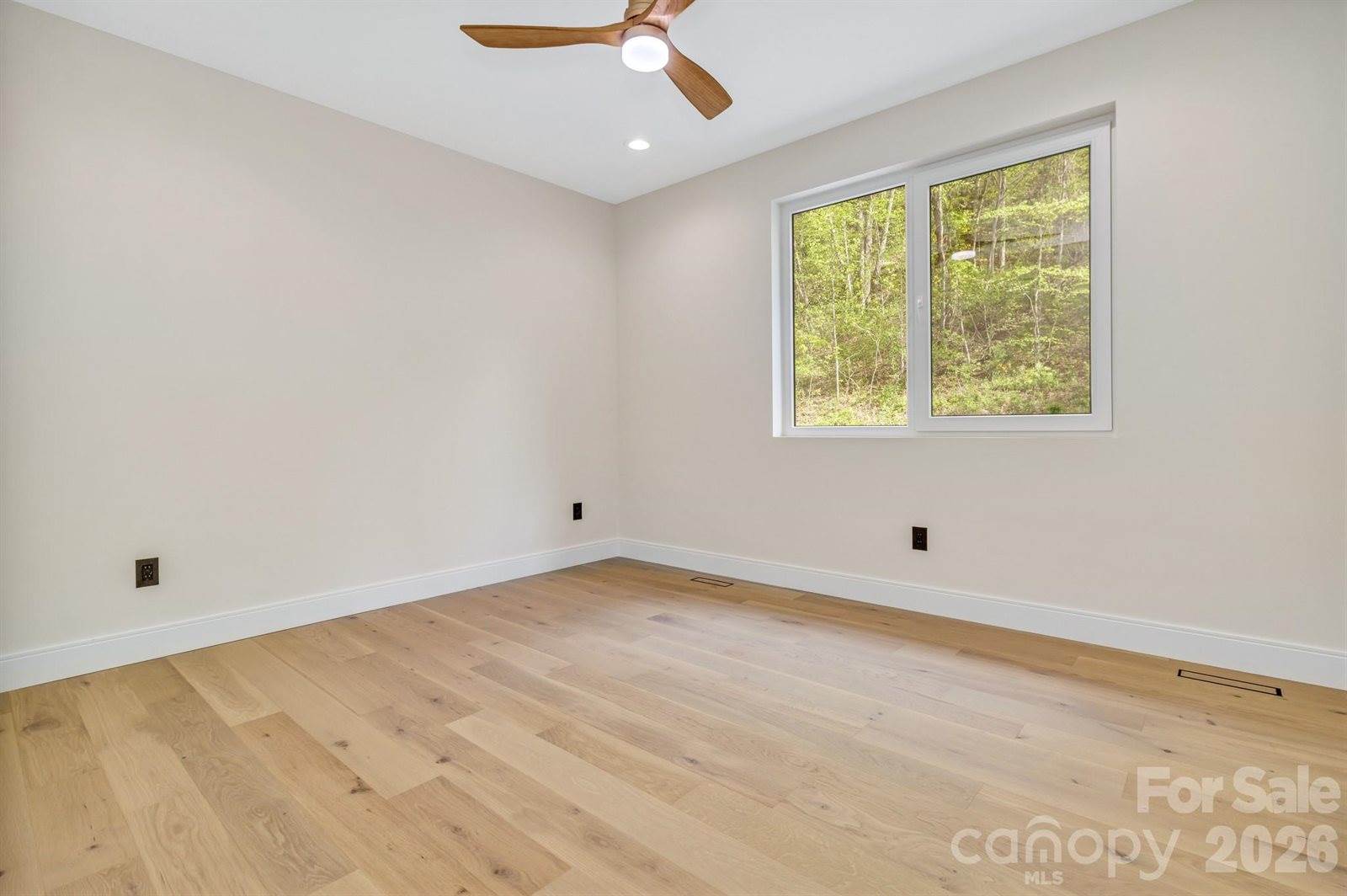 134 View Ridge Parkway, Leicester, NC 28748