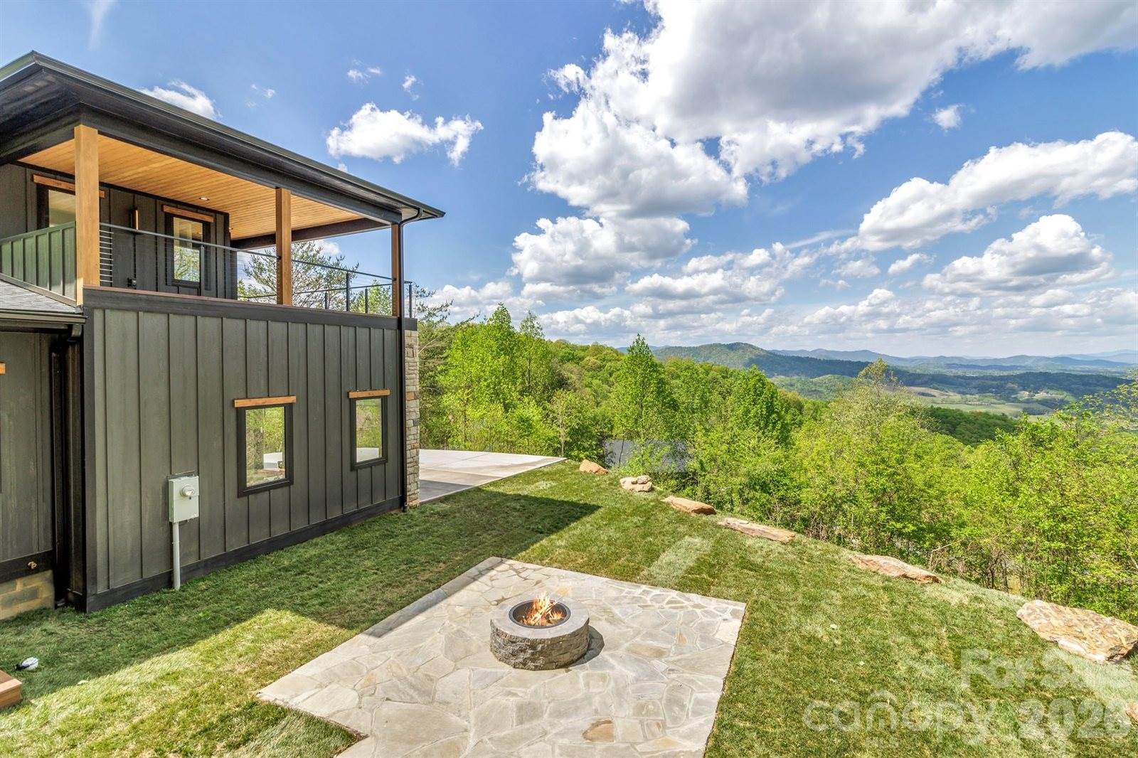 134 View Ridge Parkway, Leicester, NC 28748