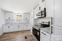 39 Upper Moffitt Road, Asheville, NC 28805