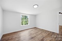 39 Upper Moffitt Road, Asheville, NC 28805