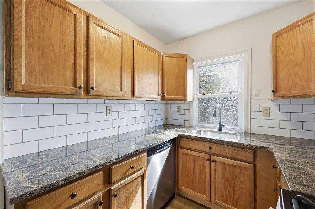 500 Newbury St, Springfield, MA 01104