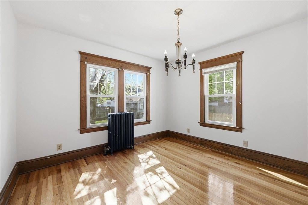 500 Newbury St, Springfield, MA 01104