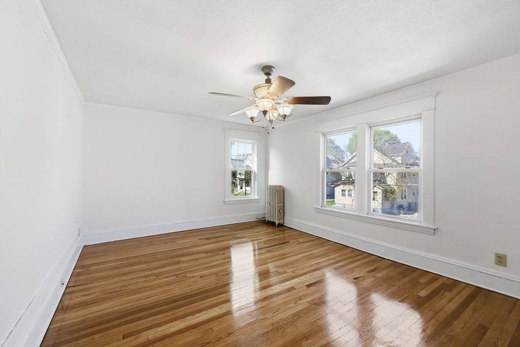 500 Newbury St, Springfield, MA 01104