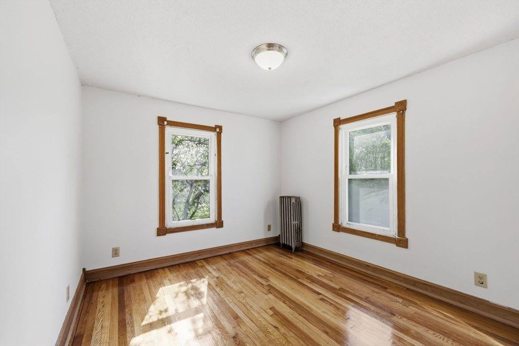 500 Newbury St, Springfield, MA 01104