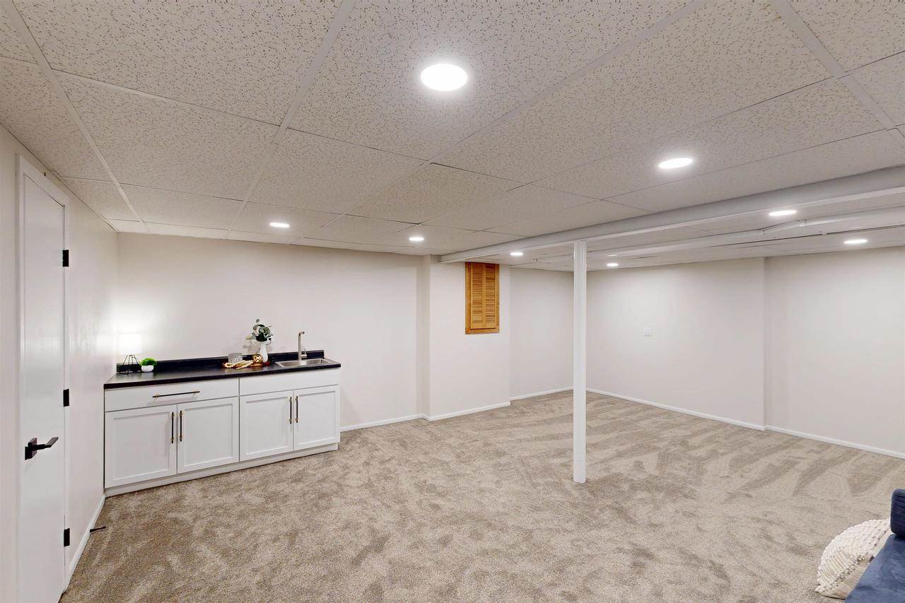 3004 Candlewood Drive, Janesville, WI 53546