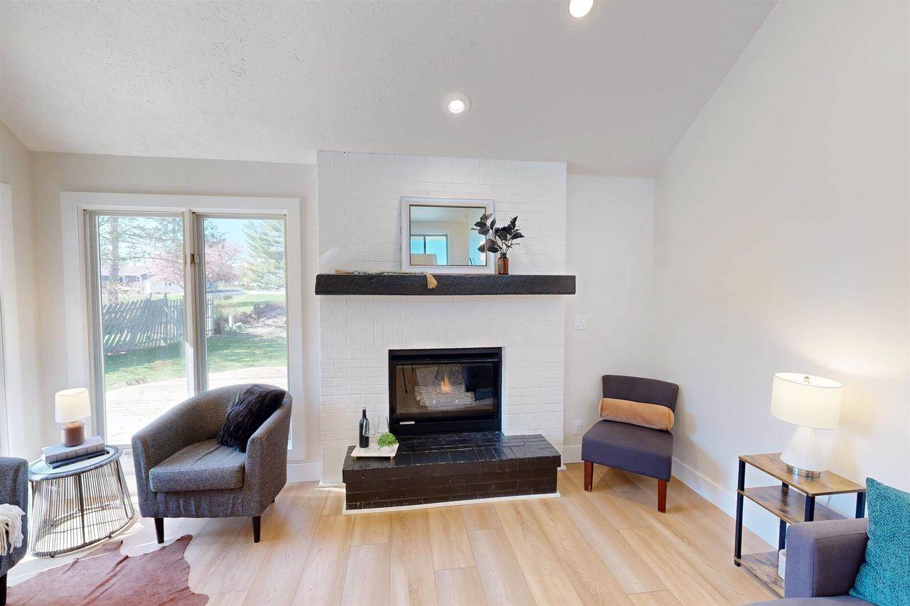 3004 Candlewood Drive, Janesville, WI 53546