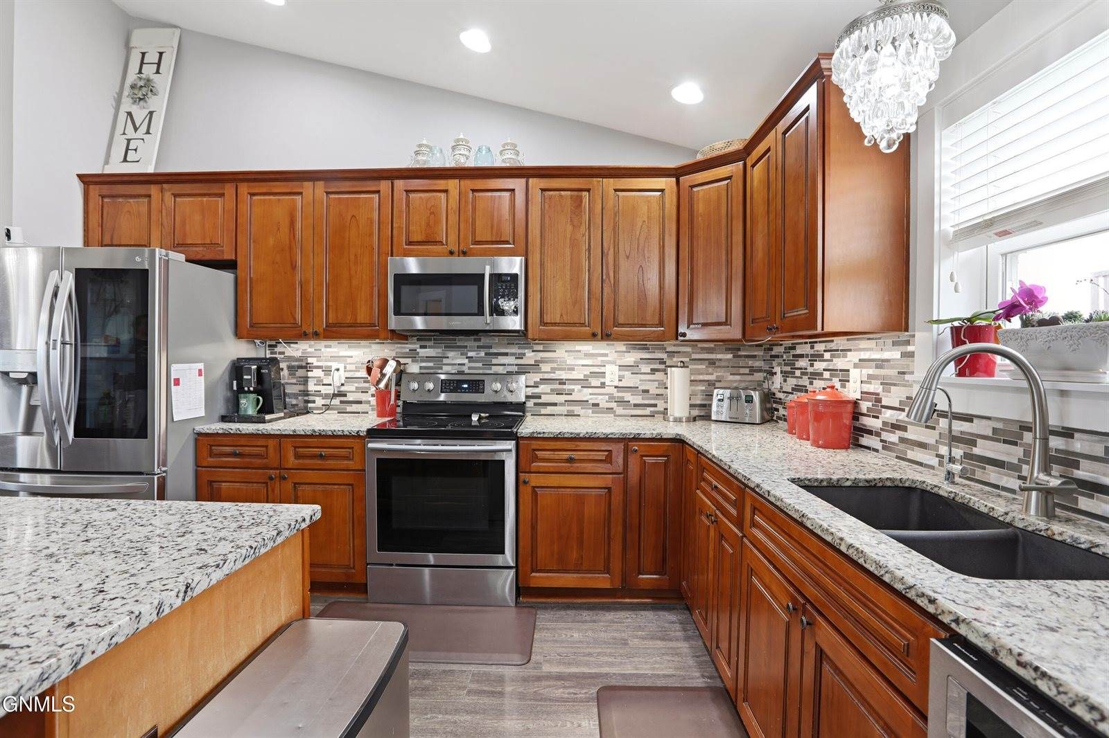 13668 Cherry Street NW, Williston, ND 58801