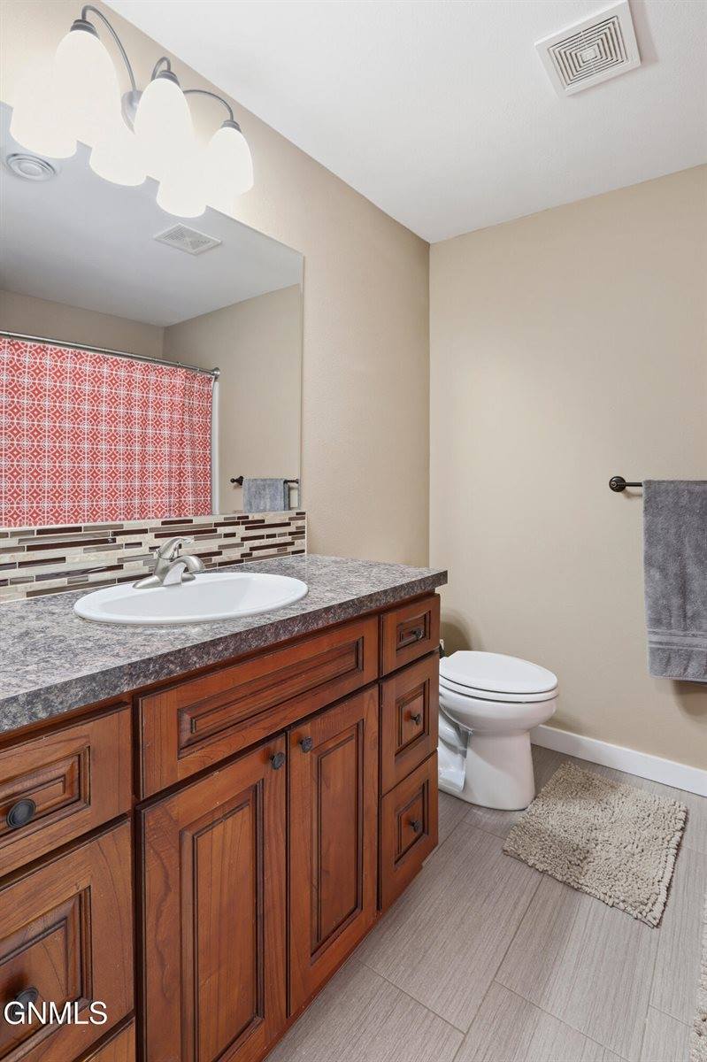 13668 Cherry Street NW, Williston, ND 58801