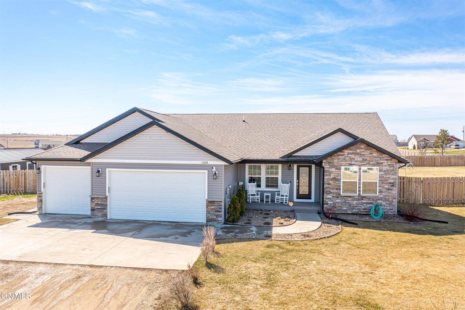 13668 Cherry Street NW, Williston, ND 58801