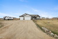 13668 Cherry Street NW, Williston, ND 58801