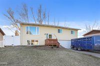 1807 8th Avenue East, Williston, ND 58801