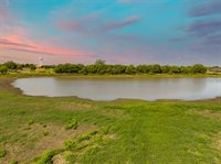 7984 Lone Star Parkway, Moody, TX 76557