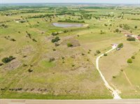 7984 Lone Star Parkway, Moody, TX 76557