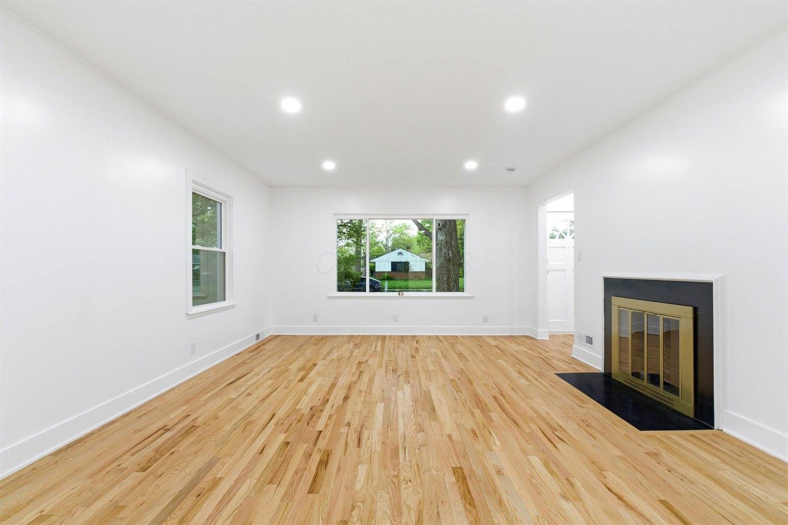 142 South Gould Road, Columbus, OH 43209