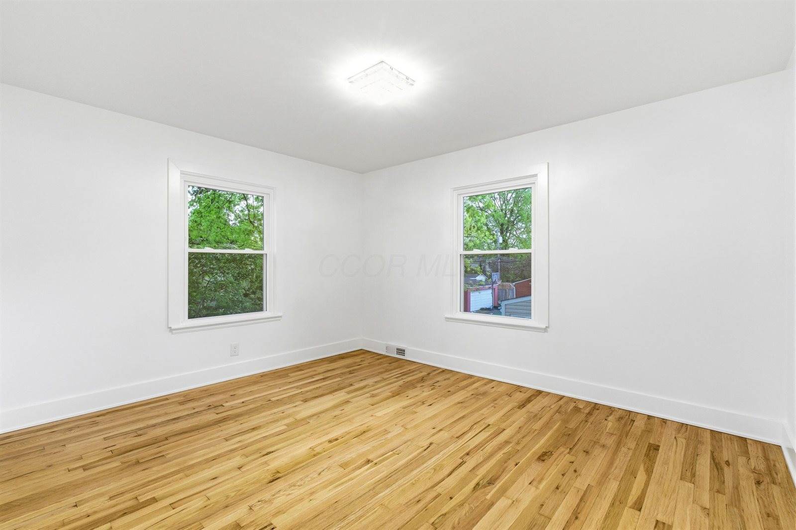142 South Gould Road, Columbus, OH 43209