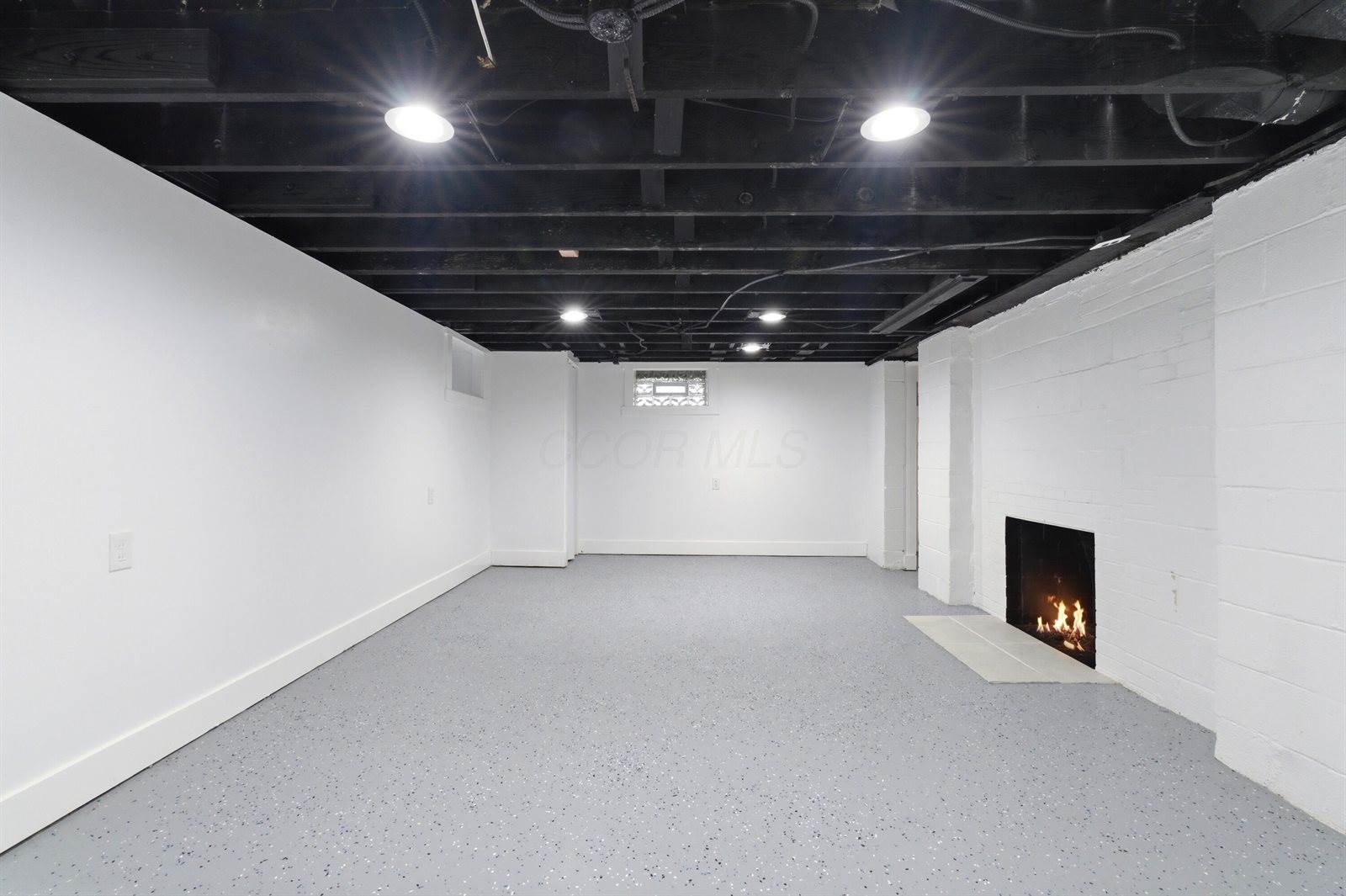 142 South Gould Road, Columbus, OH 43209