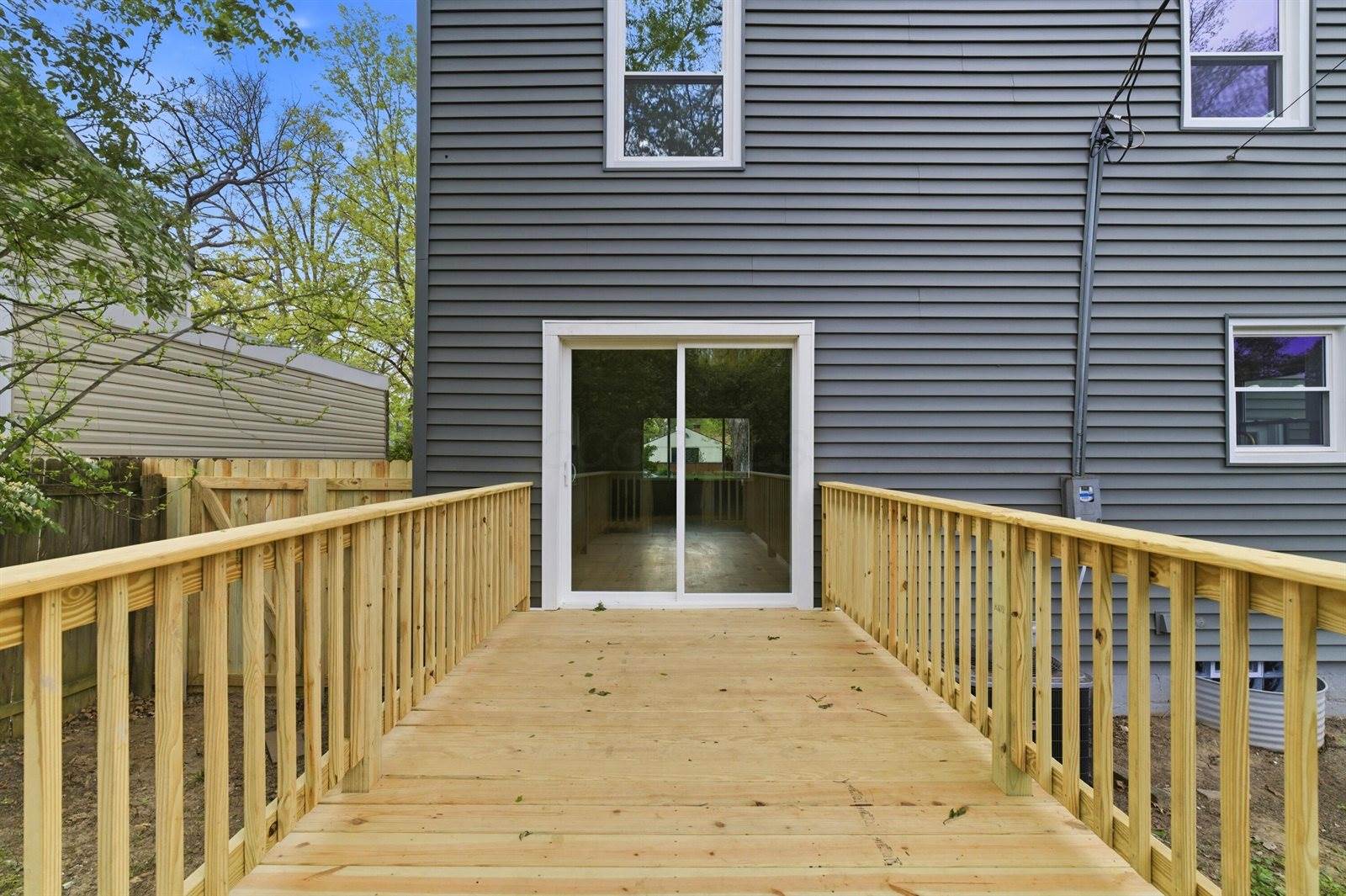 142 South Gould Road, Columbus, OH 43209