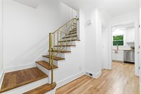 142 South Gould Road, Columbus, OH 43209