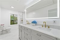 142 South Gould Road, Columbus, OH 43209