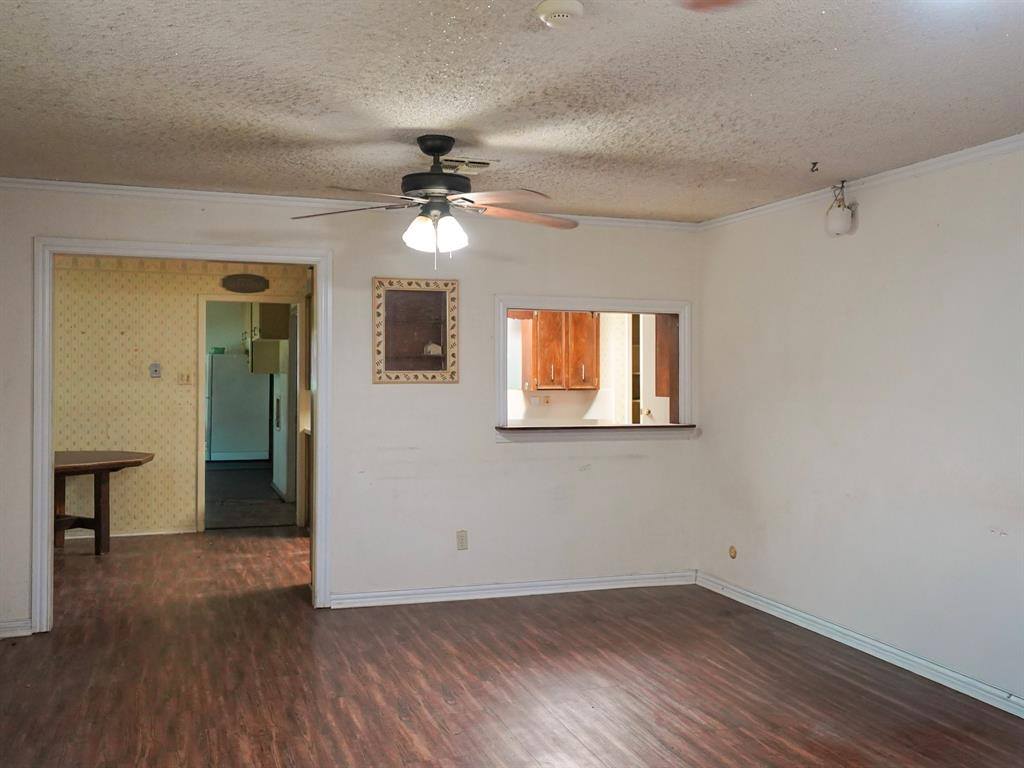 108 West Ward Drive, Robinson, TX 76706