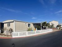 255 East Bolivar Street, Salinas, CA 93906