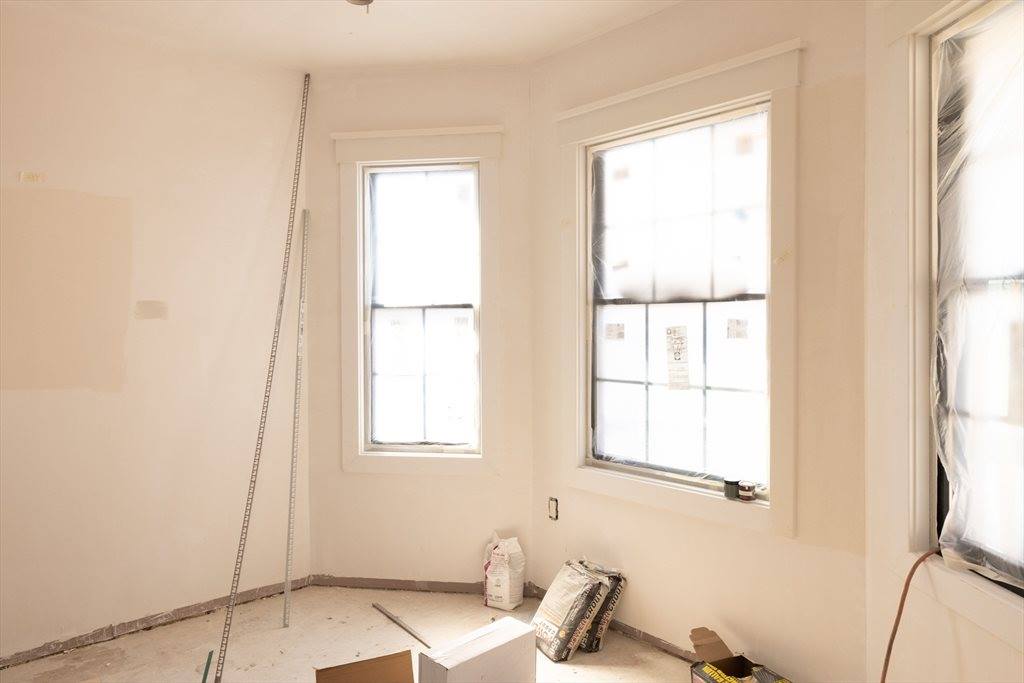 23 College Hill Rd, #1, Somerville, MA 02144